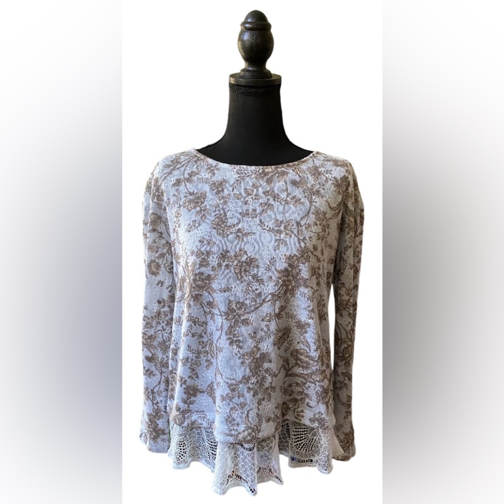 LC Lauren Conrad: Gray and Blue Knit Sweater with White Lace Trim